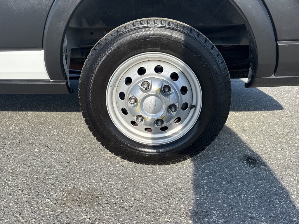 Used 2020 Ford Transit 250 Low Roof AWD image 25