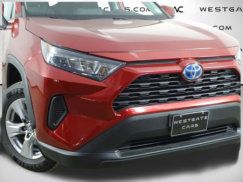Used 2022 Toyota RAV4 LE image 42