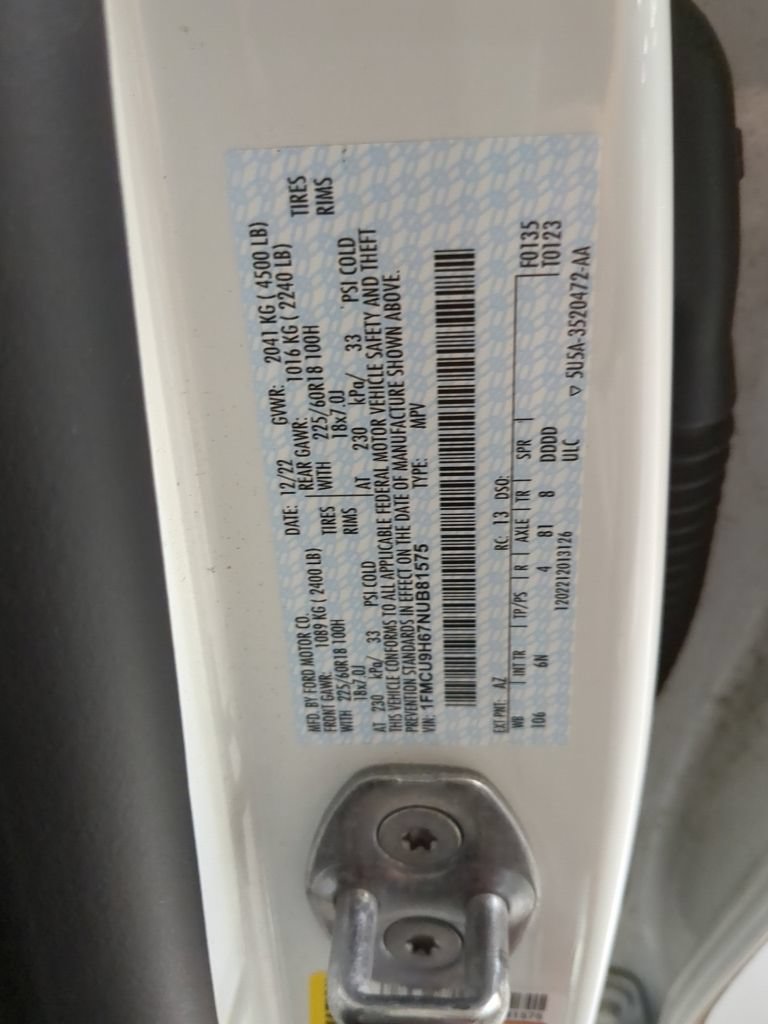 Used 2022 Ford Escape SEL AWD/4WD image 16