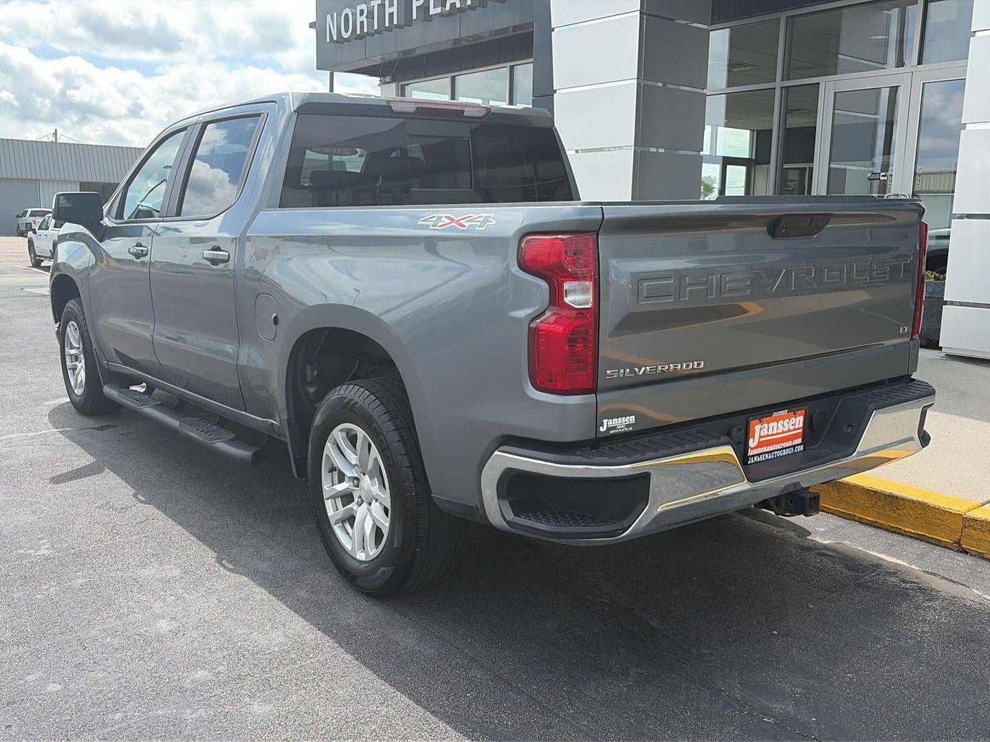 Used 2020 Chevrolet Silverado 1500 LT w/ All-Star Edition AWD/4WD image 7