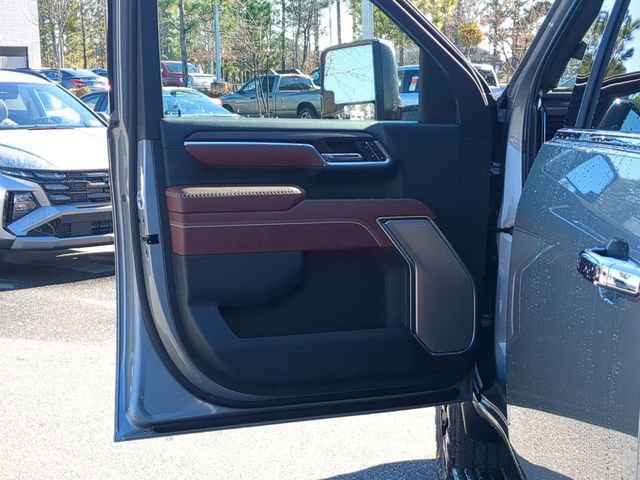 New 2026 GMC Sierra 2500 Denali Ultimate image 15