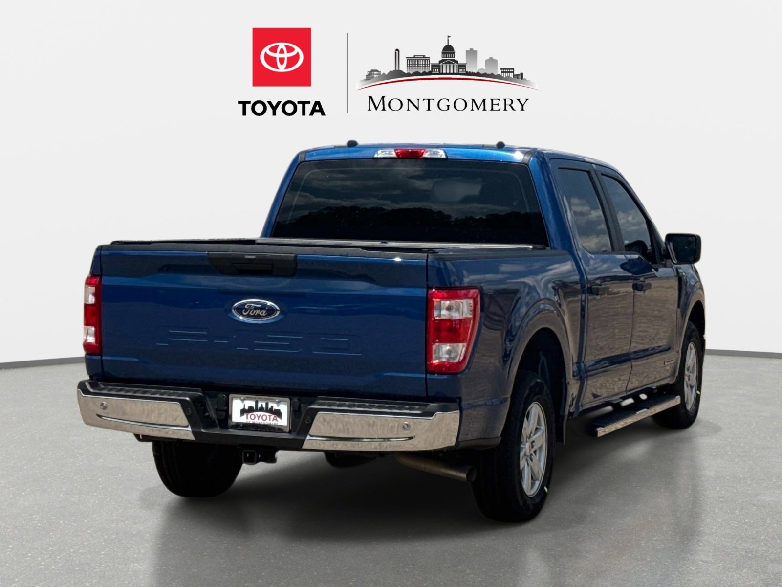 Used 2022 Ford F150 XL w/ Trailer Tow Package RWD image 3