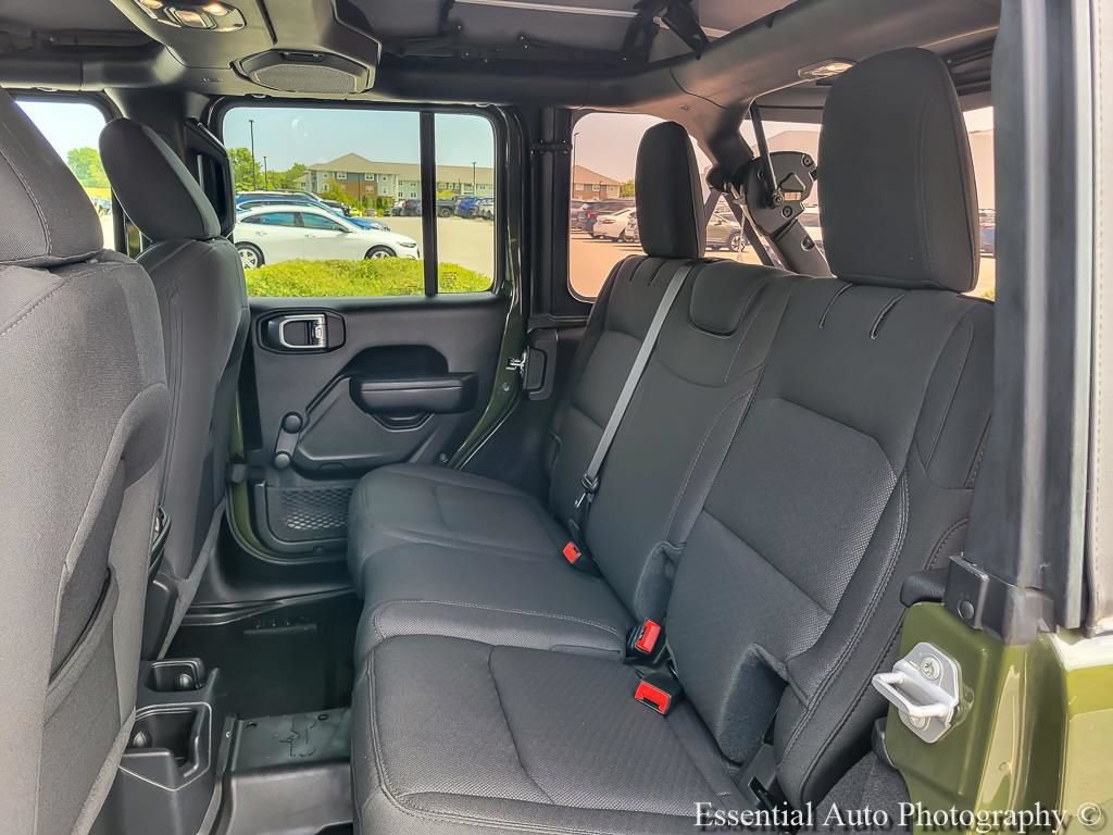 Used 2023 Jeep Wrangler Unlimited Sport AWD/4WD image 10