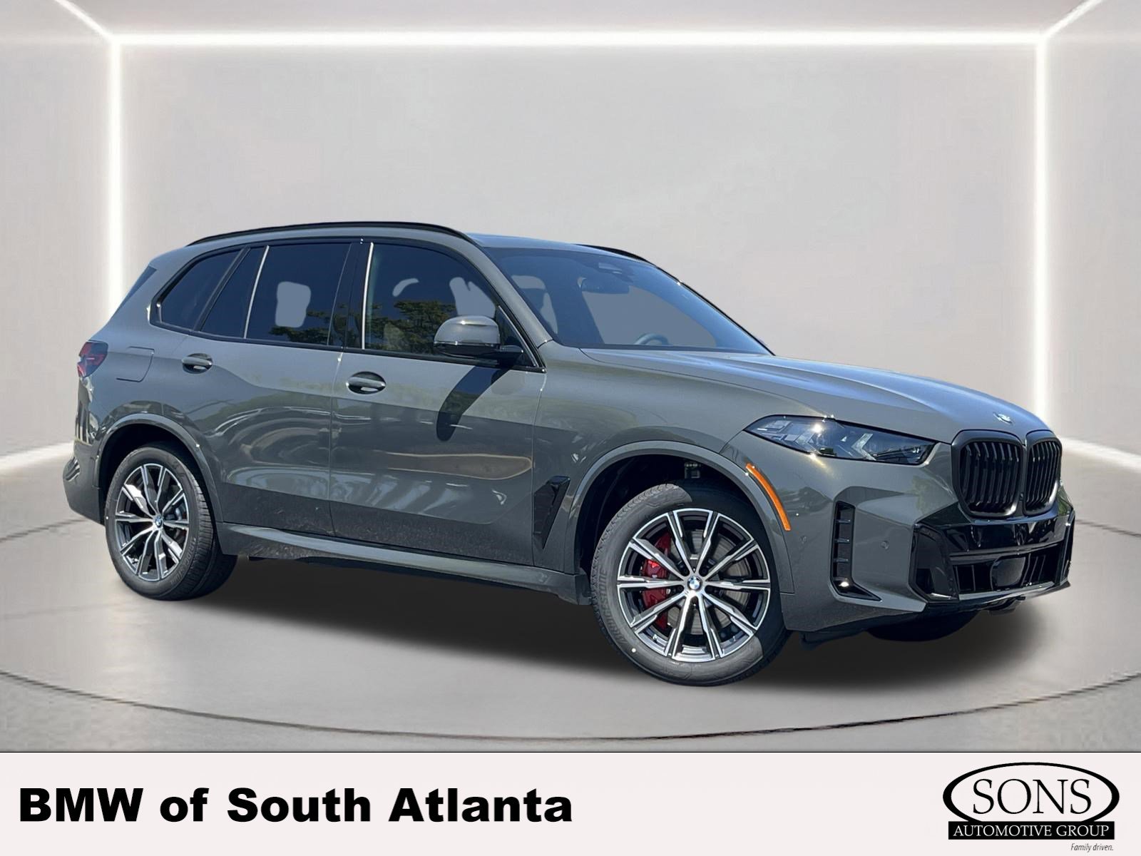 New 2026 BMW X5 xDrive40i w/ M Sport Package AWD/4WD image 1