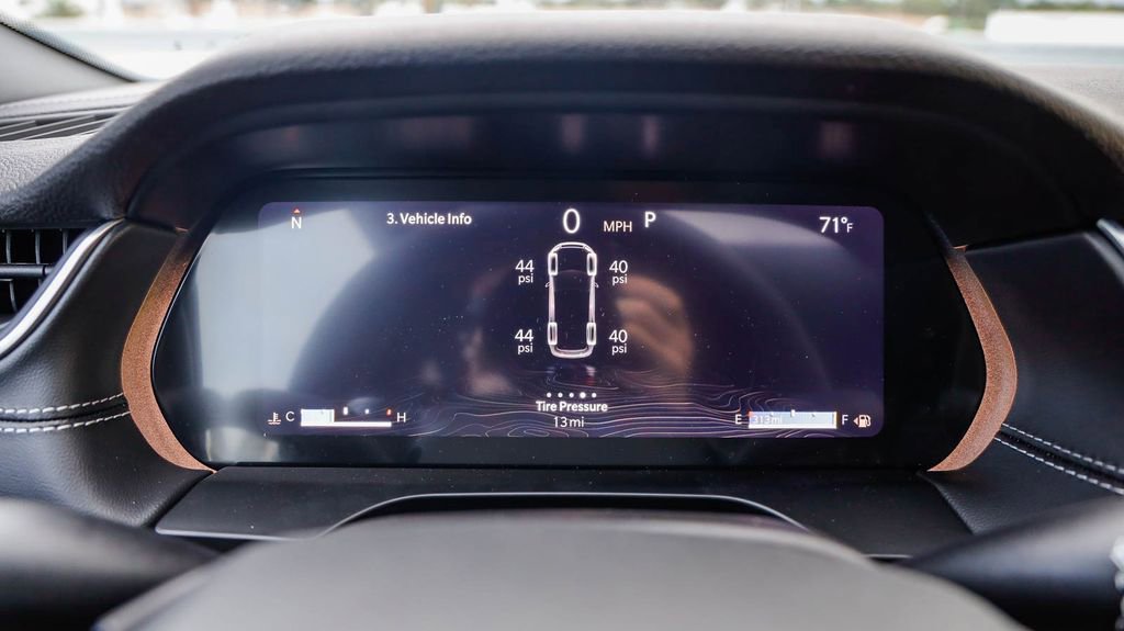 New 2025 Jeep Grand Cherokee L Altitude image 25