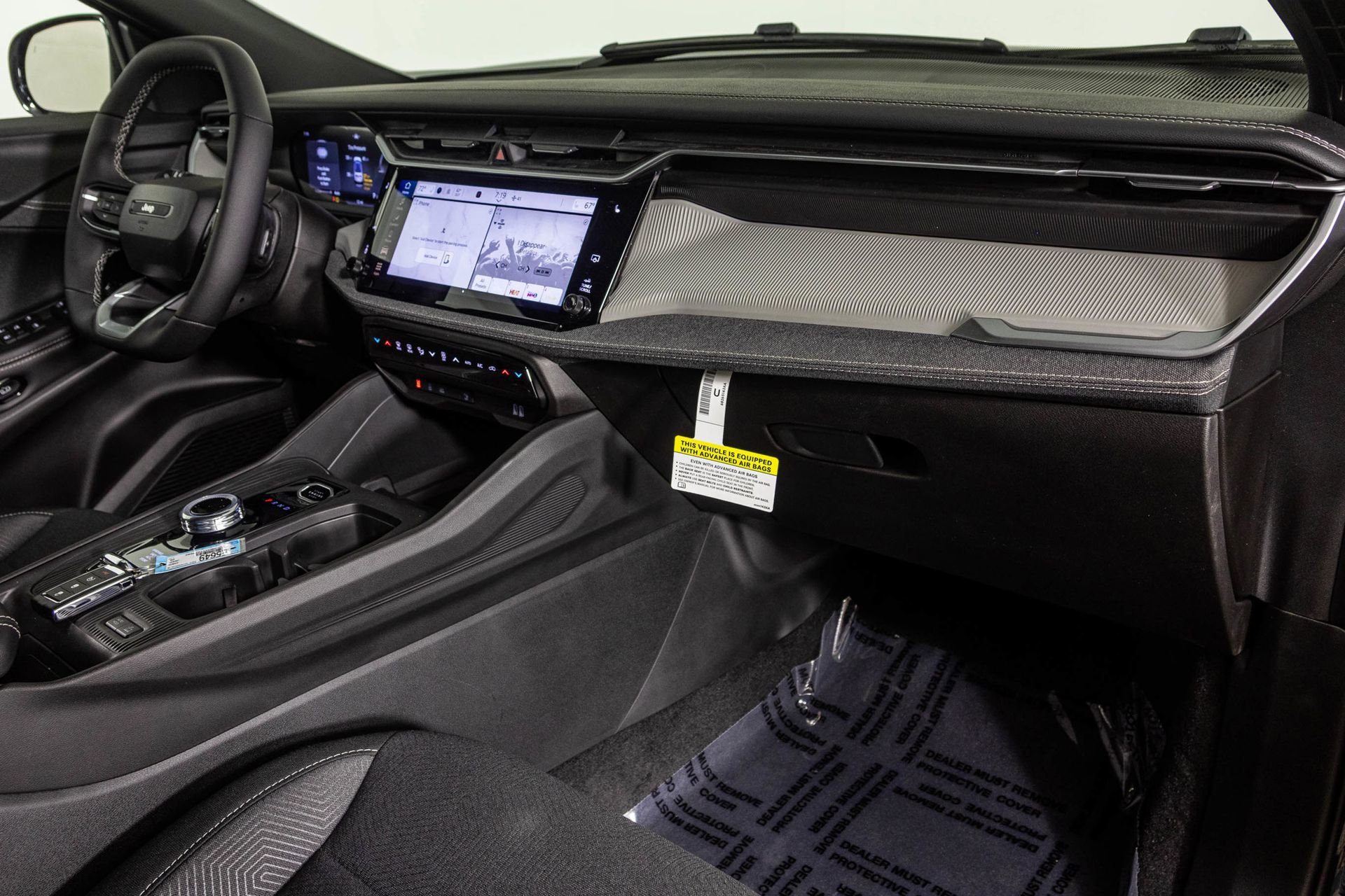 New 2026 Jeep Cherokee Laredo image 41