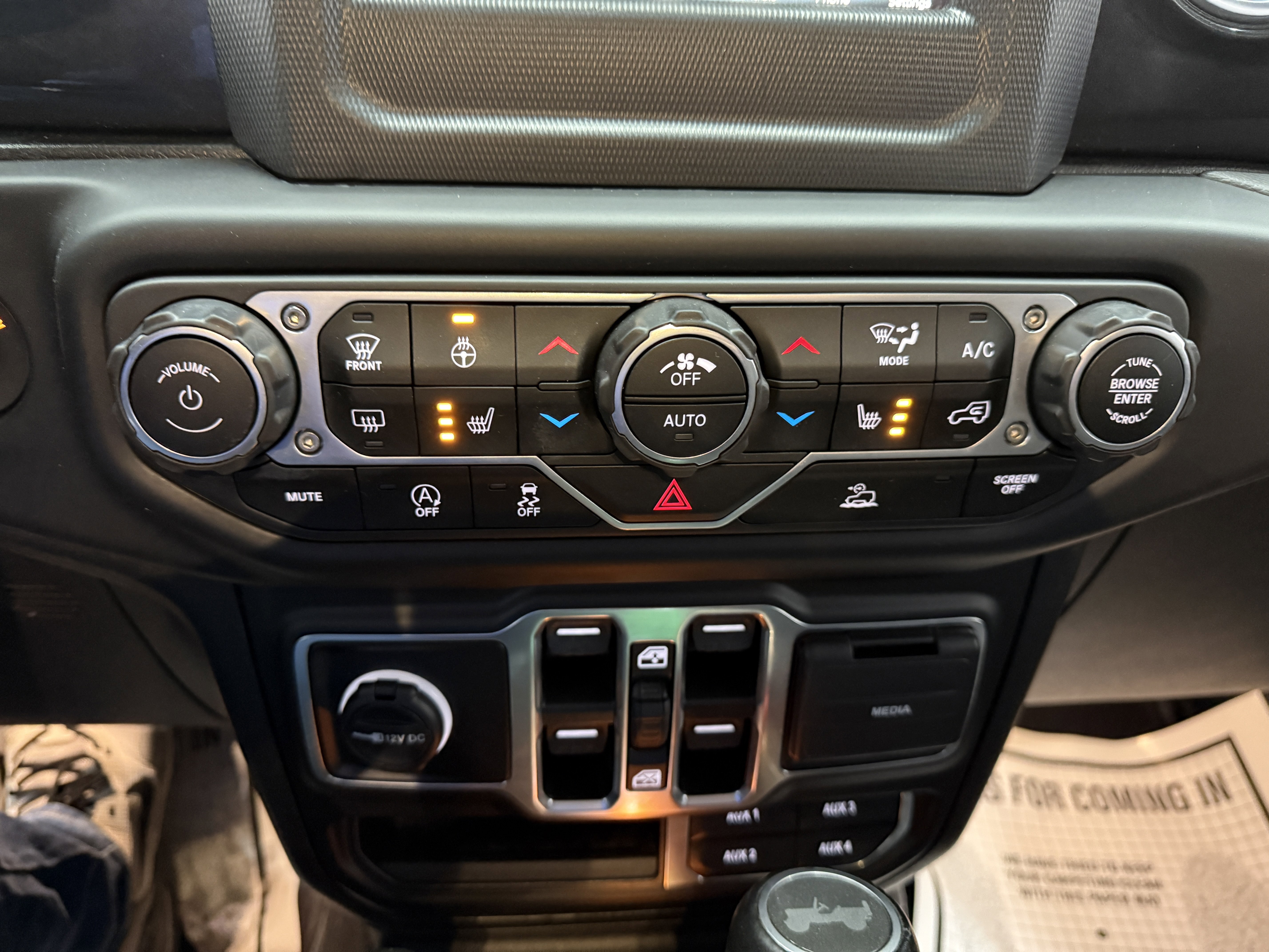 Used 2021 Jeep Wrangler Unlimited Sahara image 18