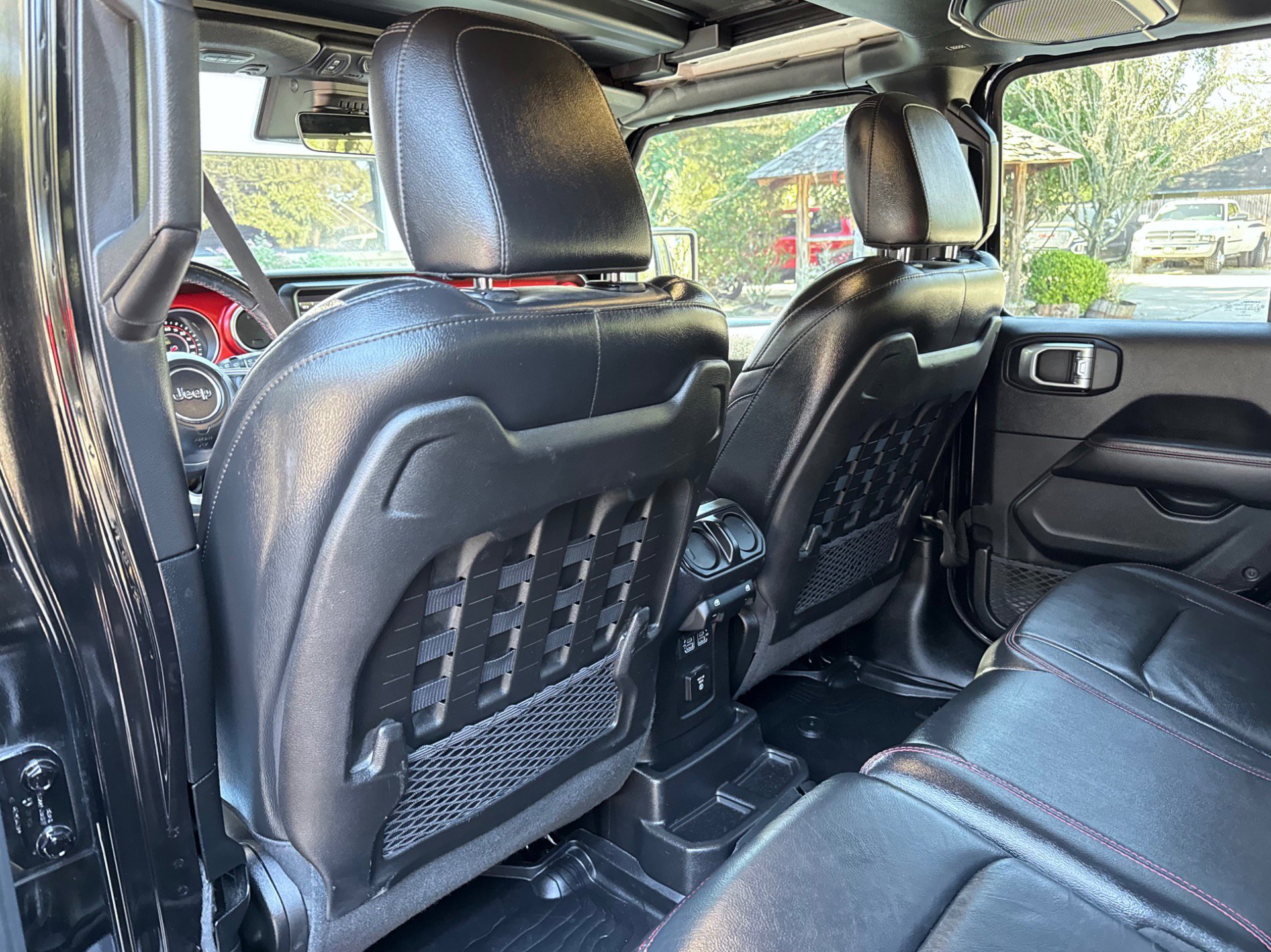 Used 2019 Jeep Wrangler Unlimited Rubicon image 45