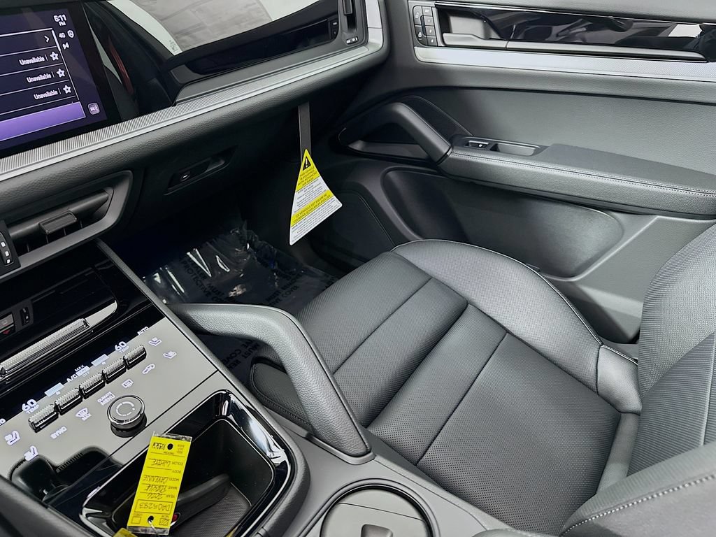 New 2026 Porsche Cayenne AWD/4WD image 26