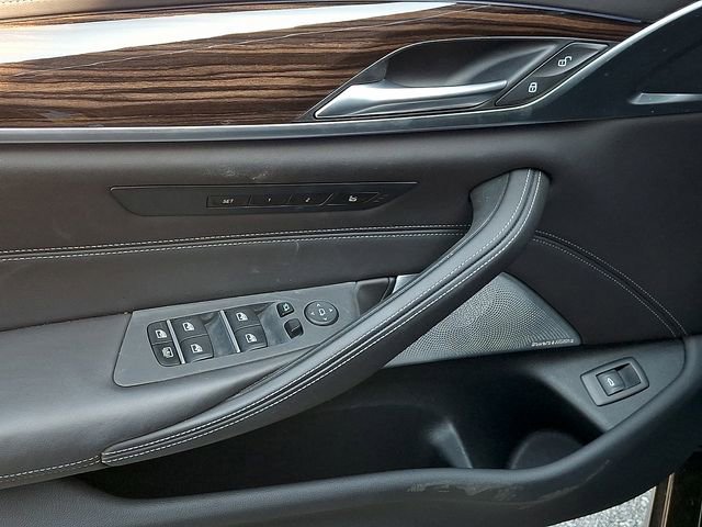 Used 2018 BMW M5 w/ Executive Package image 17