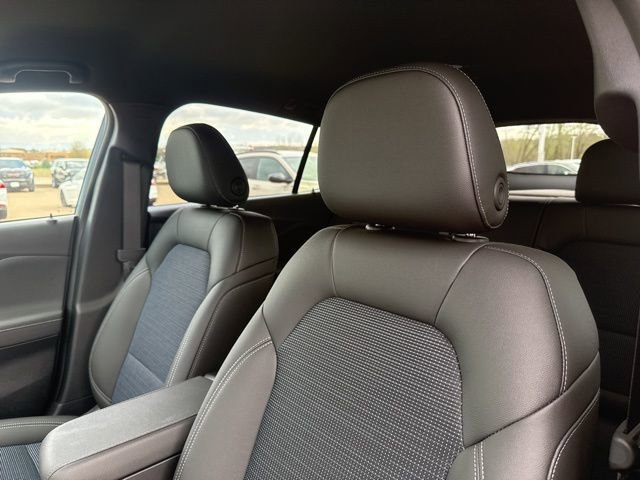 New 2026 Buick Envista Preferred image 14