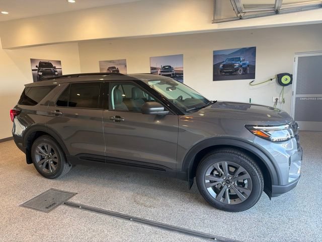 New 2026 Ford Explorer Active w/ Active Comfort Package AWD/4WD video 1