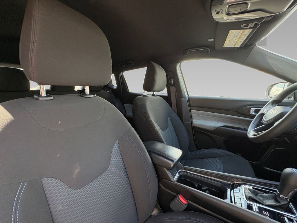 Certified 2023 Jeep Compass Sport image 8