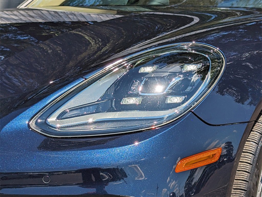 Used 2021 Porsche Panamera image 30