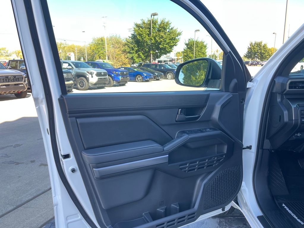 New 2025 Toyota Tacoma SR5 image 11