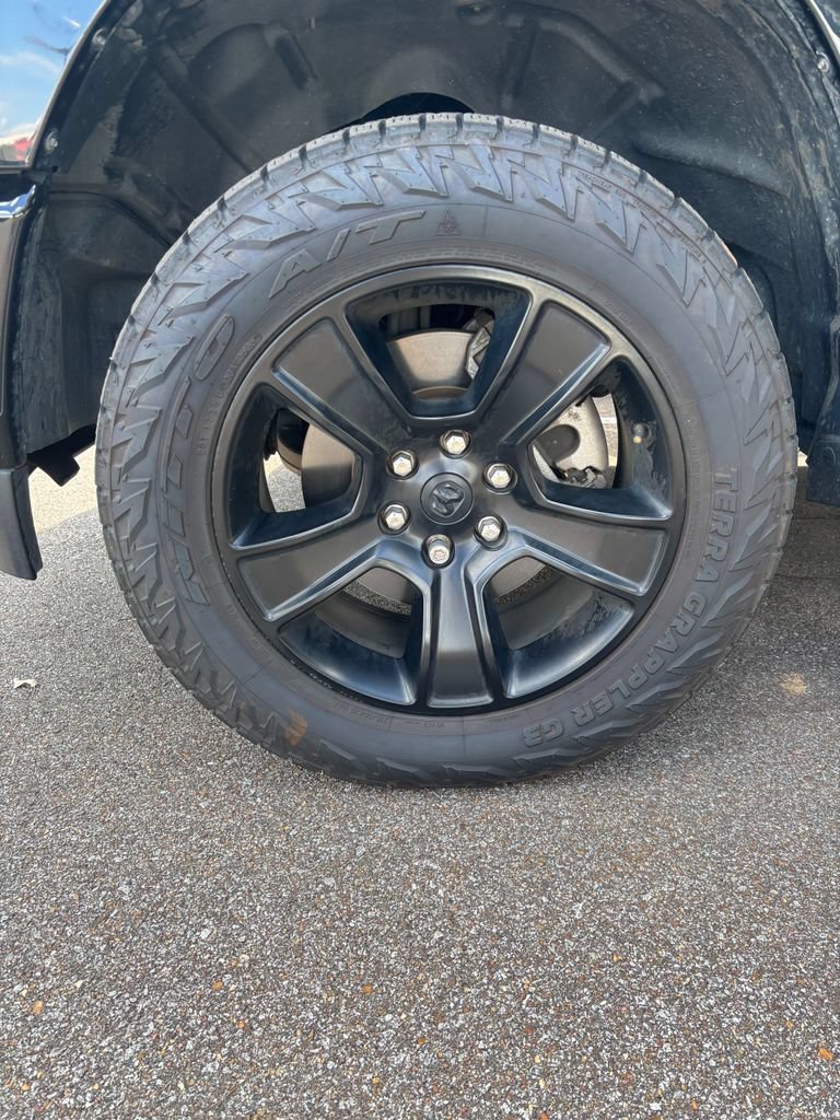 Used 2023 RAM 1500 Big Horn AWD/4WD image 4
