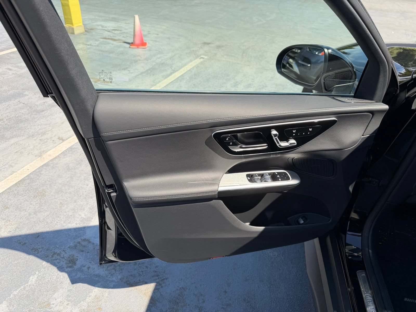 Used 2026 Mercedes-Benz GLC 300 4MATIC image 10