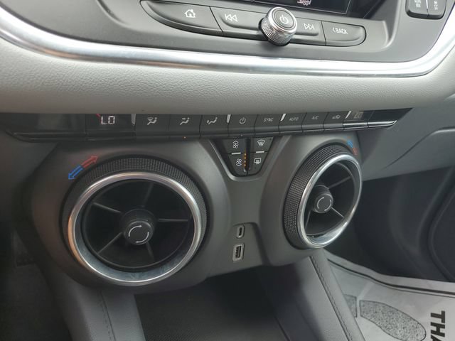 Used 2021 Chevrolet Blazer LT AWD/4WD image 28