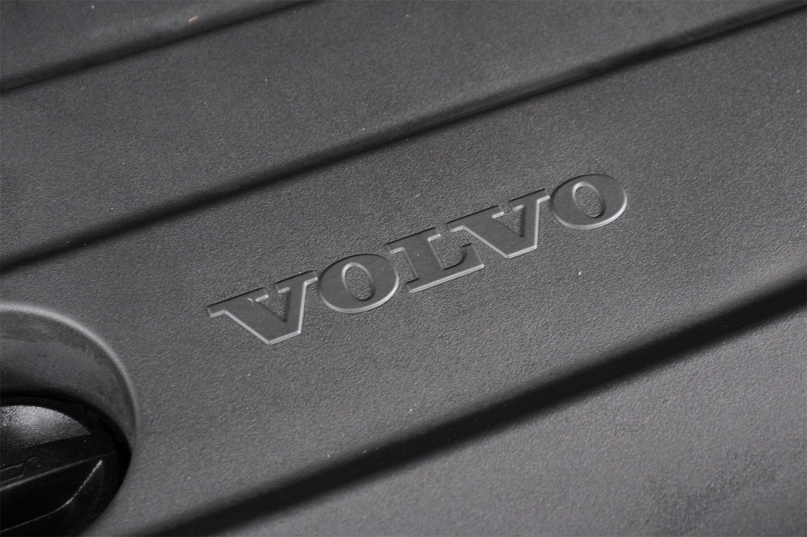 Certified 2025 Volvo XC40 B5 Core image 25