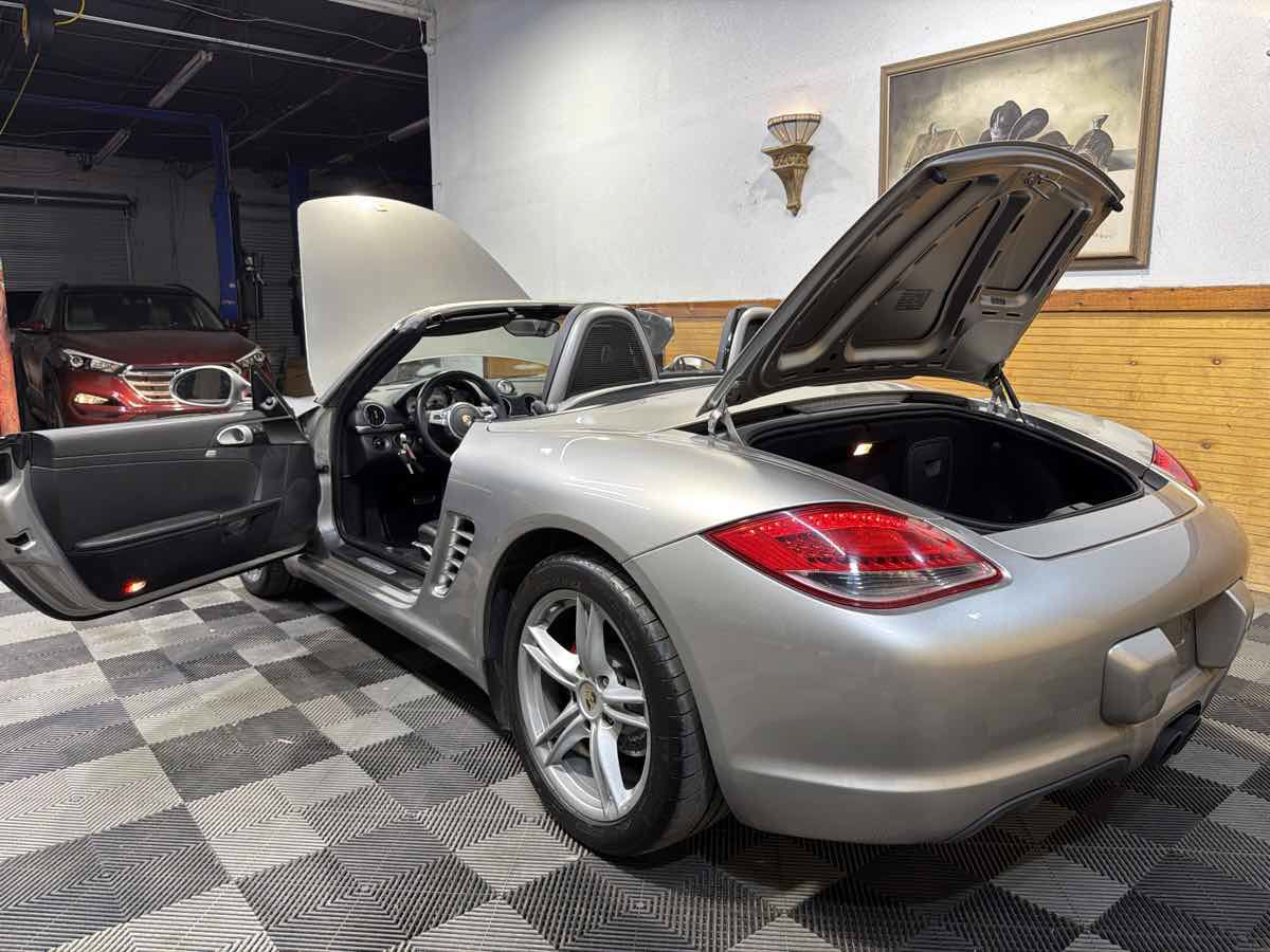 Used 2011 Porsche Boxster S RWD image 15