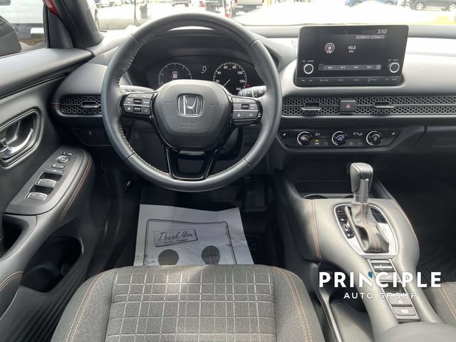 Used 2025 Honda HR-V Sport image 29