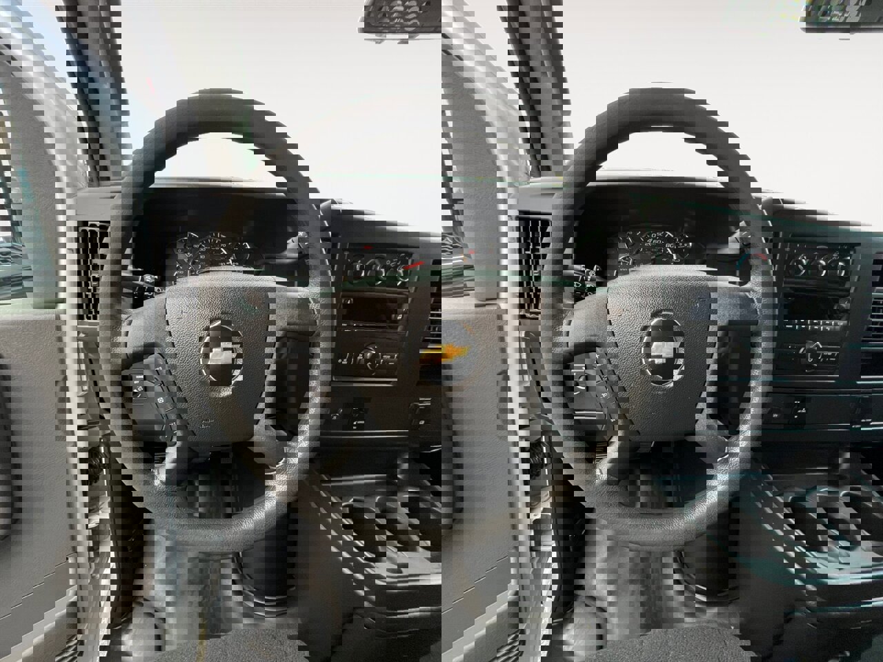 Used 2018 Chevrolet Express 2500 w/ Driver Convenience Package image 13