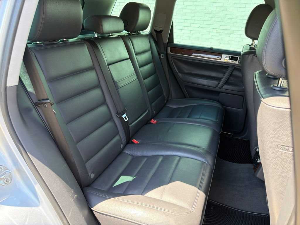 Used 2006 Volkswagen Touareg V10 TDI AWD/4WD image 11