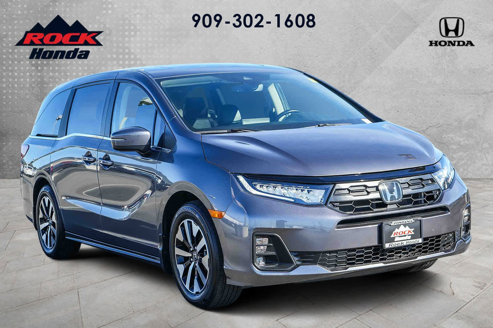 Certified 2025 Honda Odyssey EX-L image 3