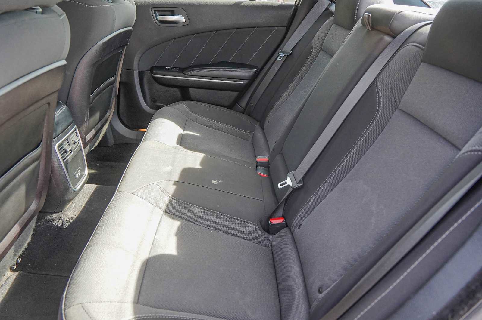 Used 2019 Dodge Charger SXT image 28