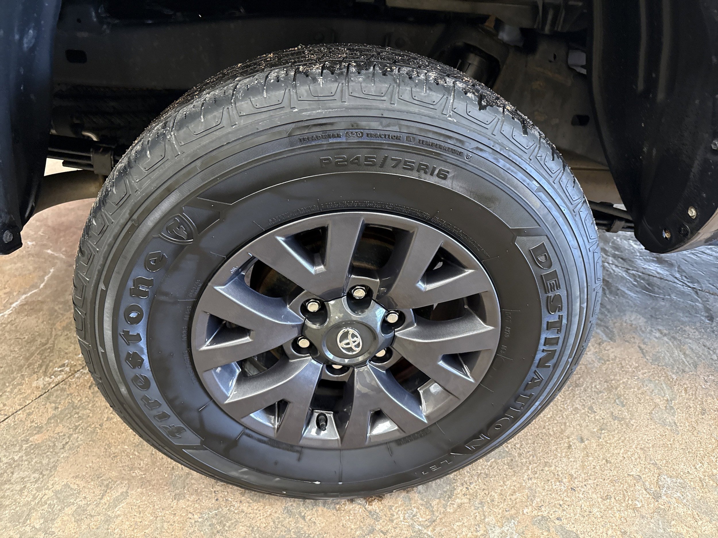 Used 2023 Toyota Tacoma SR5 AWD/4WD image 11