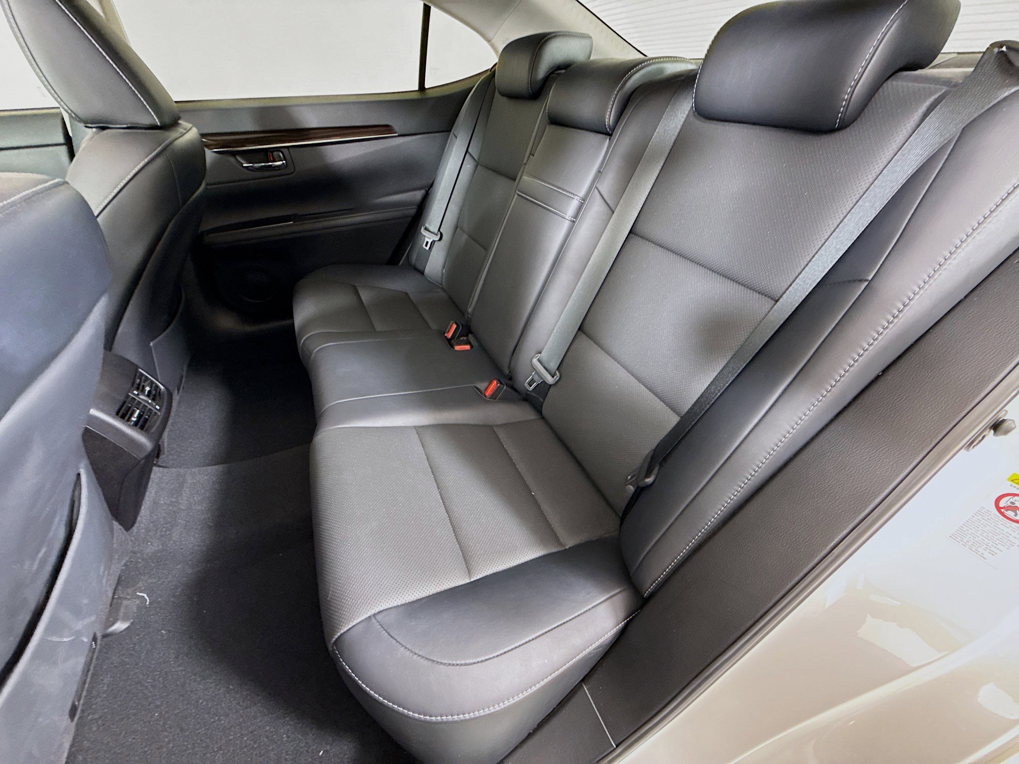 Used 2016 Lexus ES 350 w/ Premium Package w/Wood Trim image 22