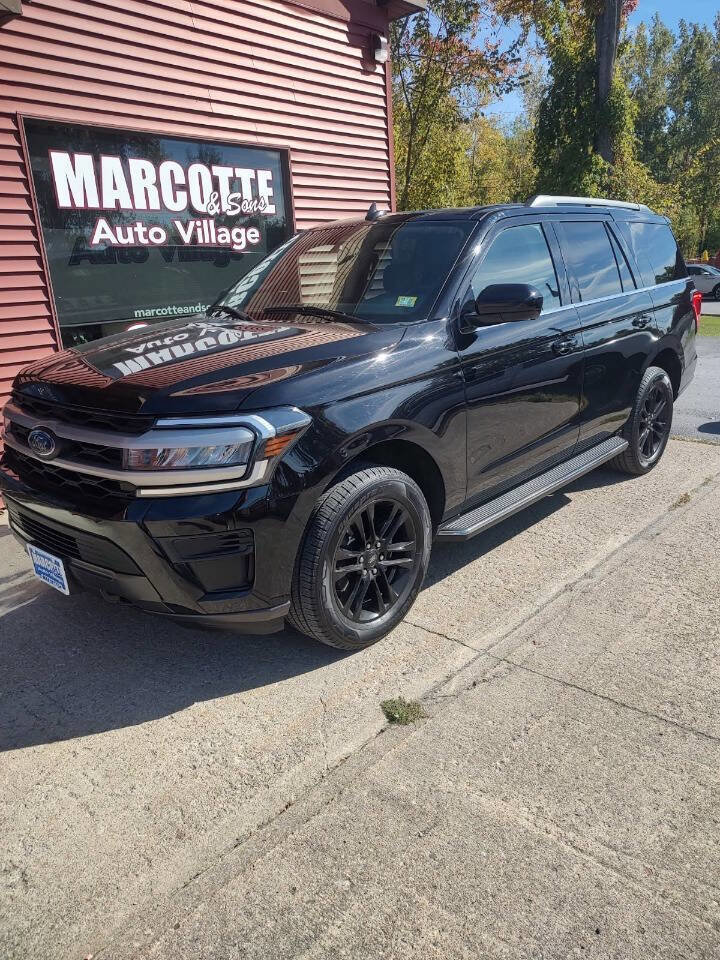 Used 2022 Ford Expedition XLT