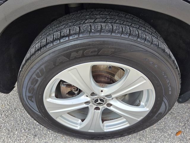 Used 2017 Mercedes-Benz GLC 300 4MATIC image 20