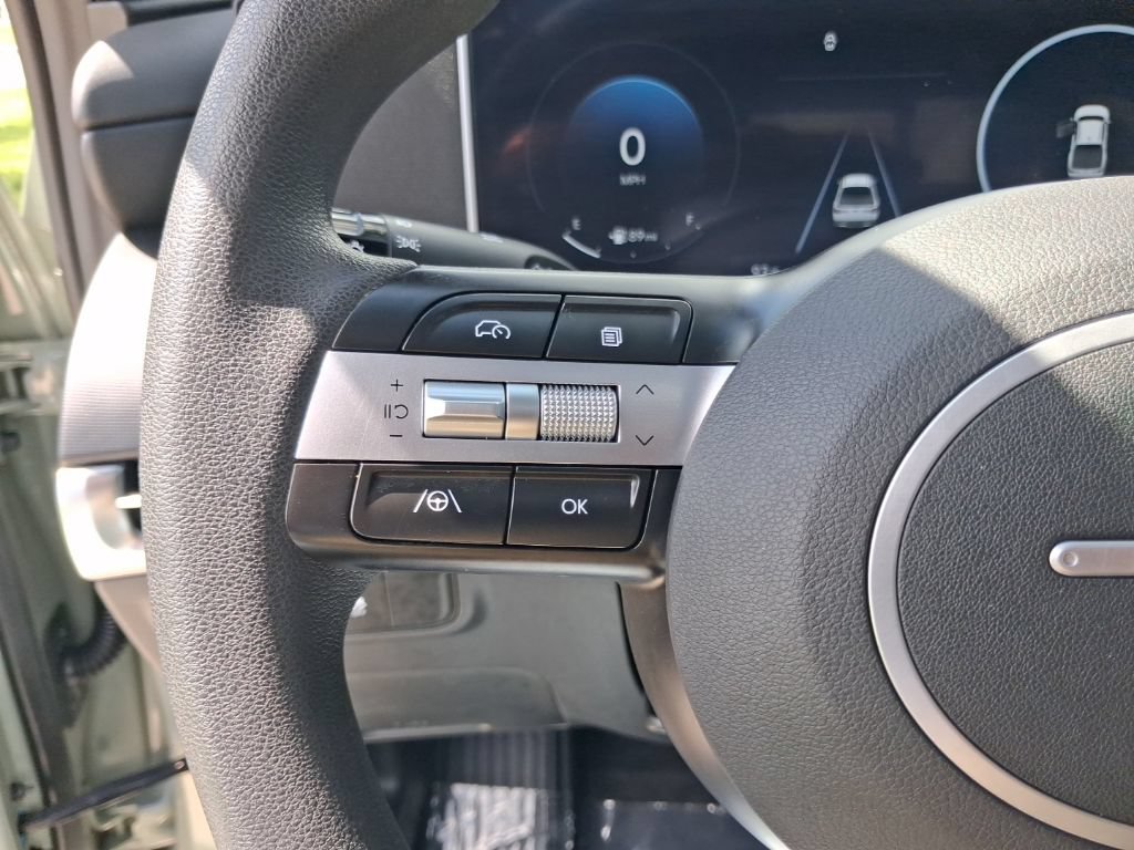 Used 2025 Hyundai Santa Cruz SEL FWD image 18