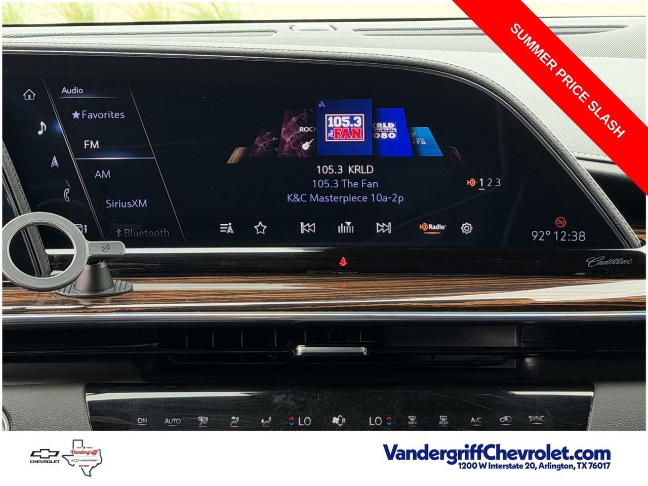 Certified 2023 Cadillac Escalade Premium Luxury w/ LPO, Floor Liner Package AWD/4WD image 15