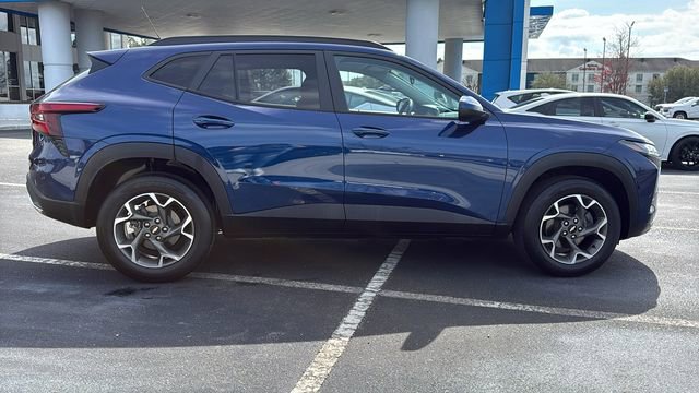 Used 2024 Chevrolet Trax LT image 8