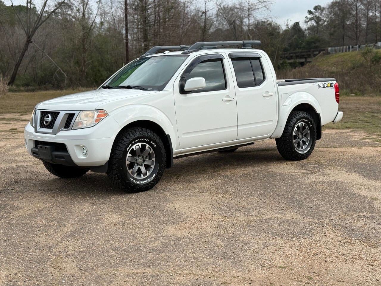Used 2017 Nissan Frontier PRO-4X w/ Pro-4x Luxury Package image 1