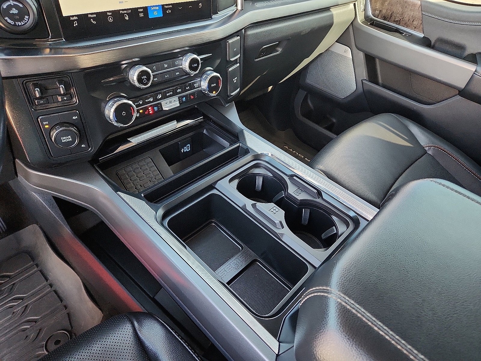 Used 2023 Ford F350 Lariat w/ Lariat Ultimate Package image 19