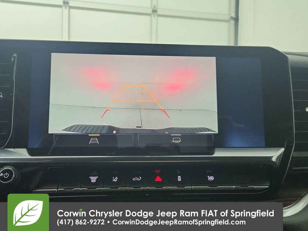 Used 2025 Chevrolet Silverado 2500 LT w/ Convenience Package image 24