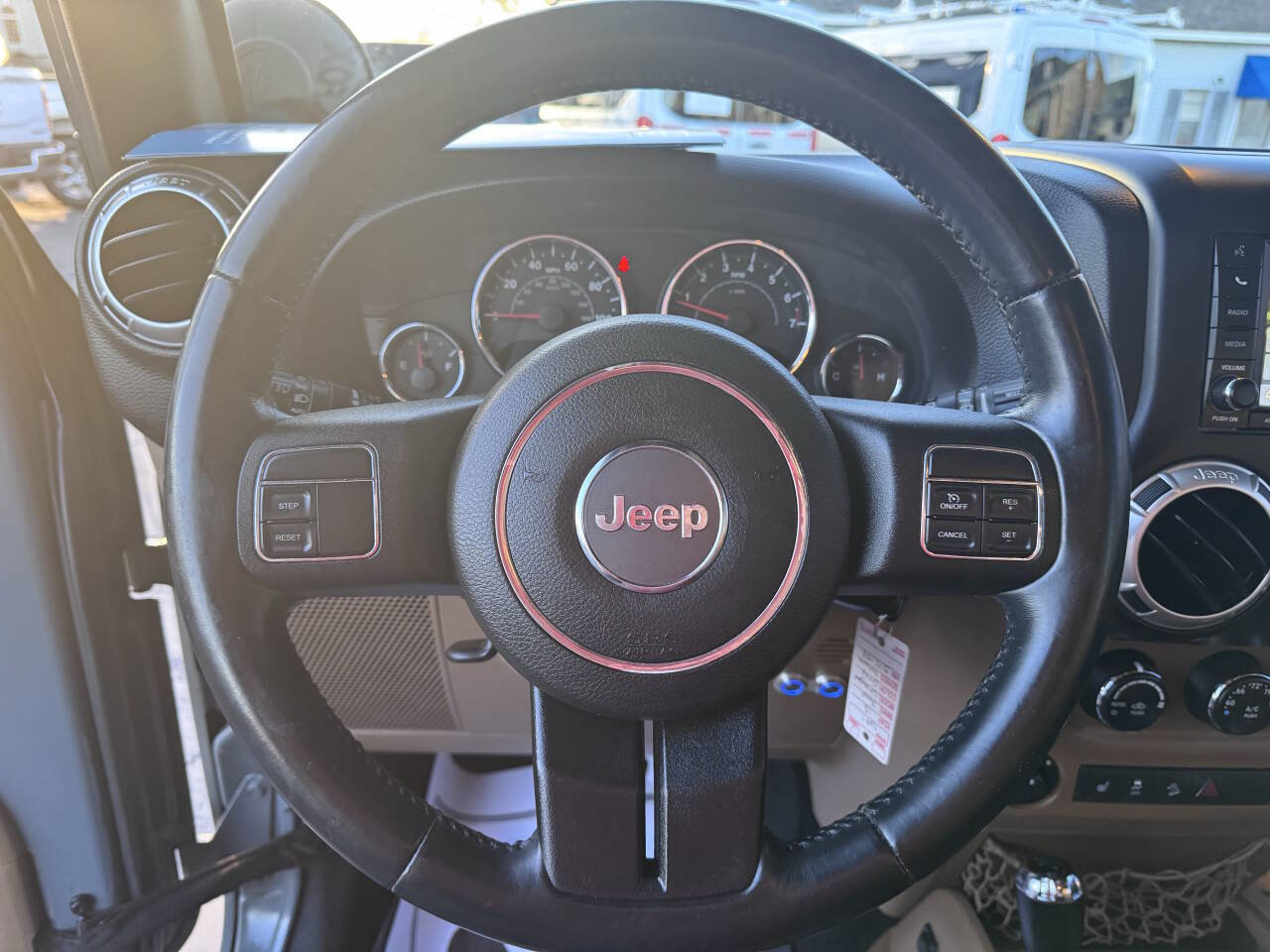 Used 2015 Jeep Wrangler Unlimited Sahara image 24