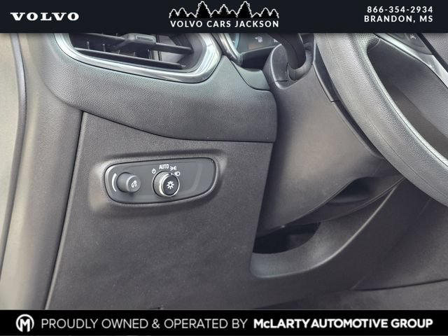 Used 2022 Chevrolet Equinox LS w/ LPO, Floor Liner Package FWD image 20