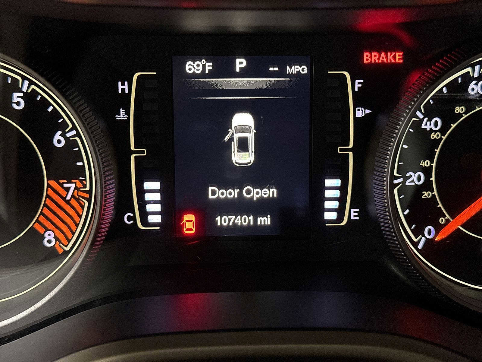 Used 2015 Jeep Cherokee Latitude image 19