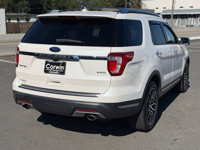 Used 2018 Ford Explorer Limited w/ Equipment Group 301A AWD/4WD image 14