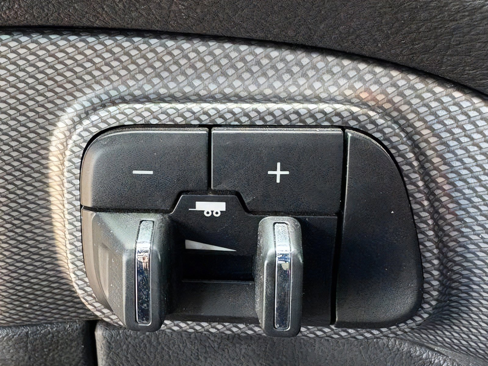 Used 2020 Dodge Durango GT RWD image 31