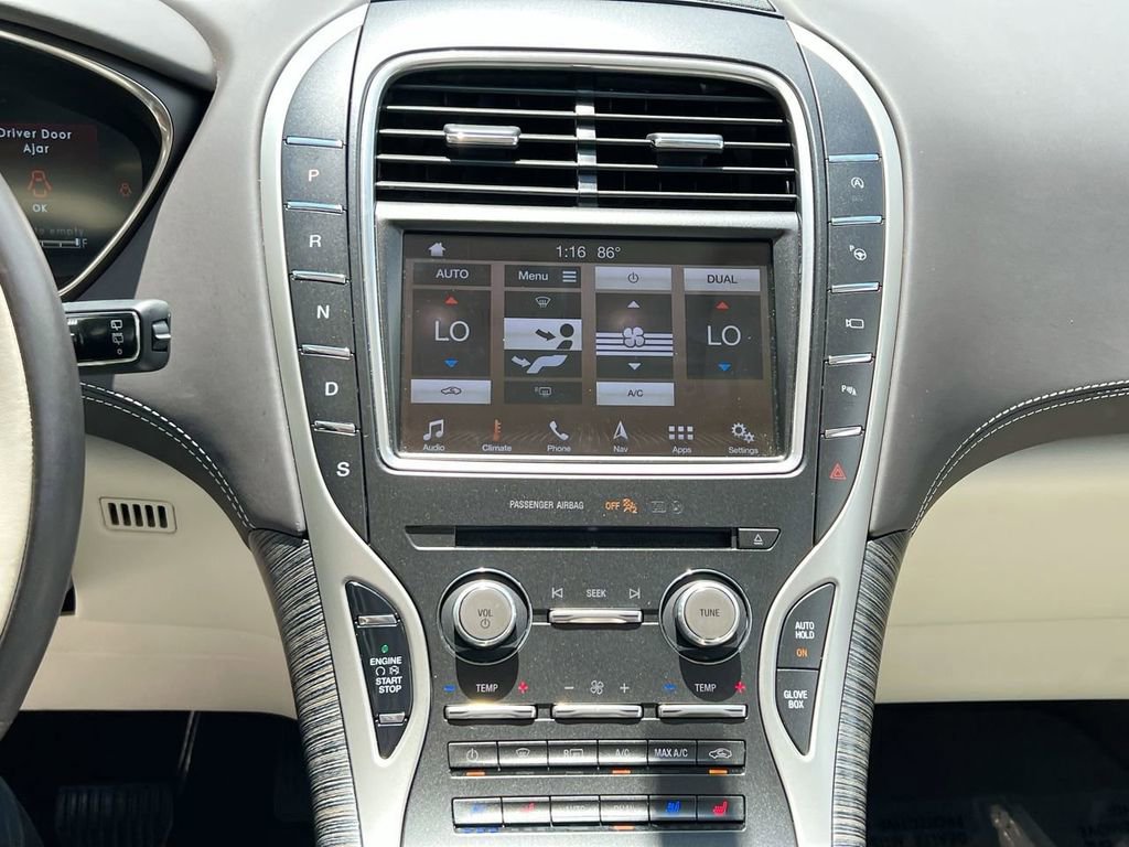 Used 2019 Lincoln Nautilus Black Label image 18