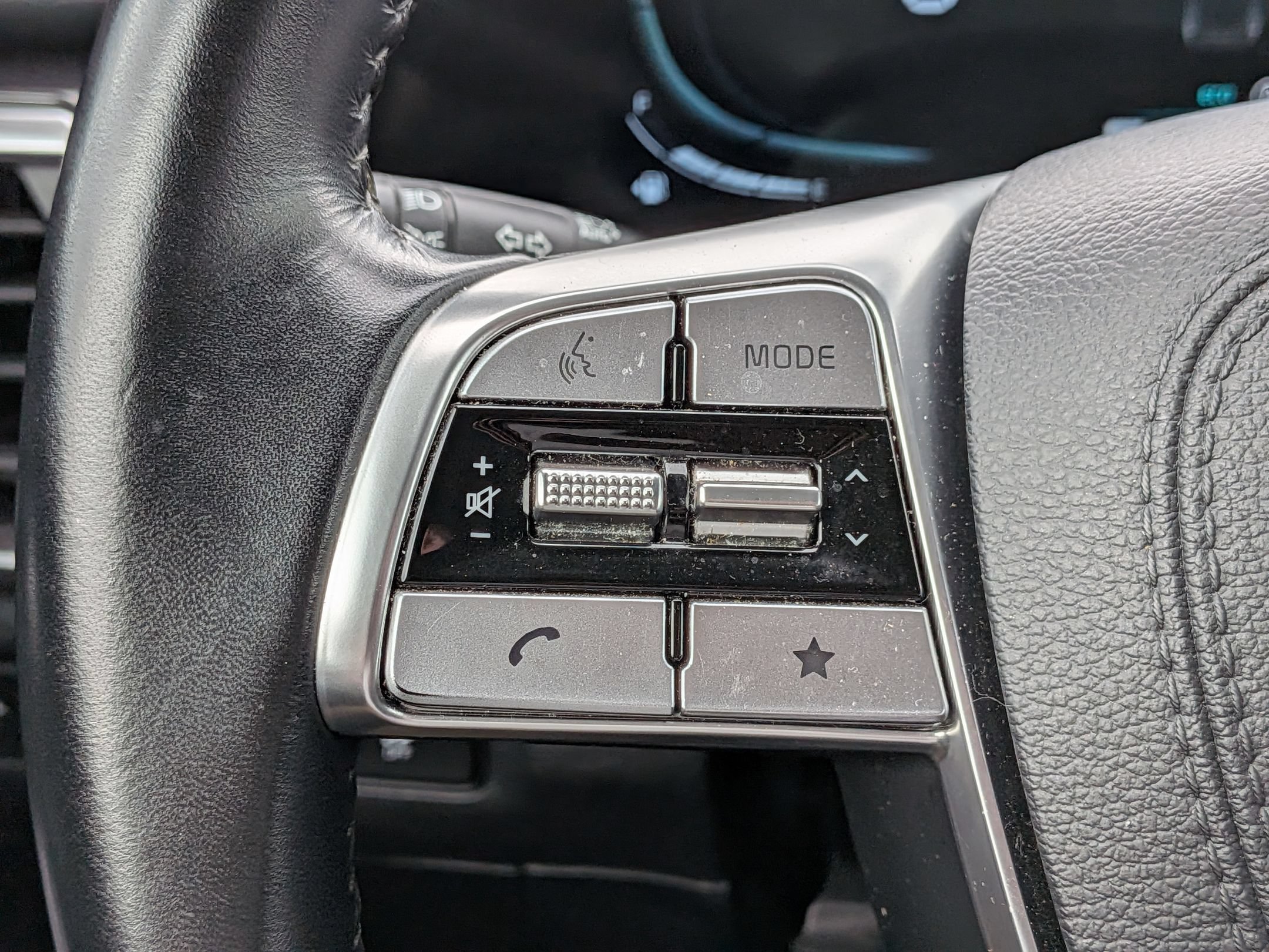 Used 2025 Kia Telluride S AWD/4WD image 18