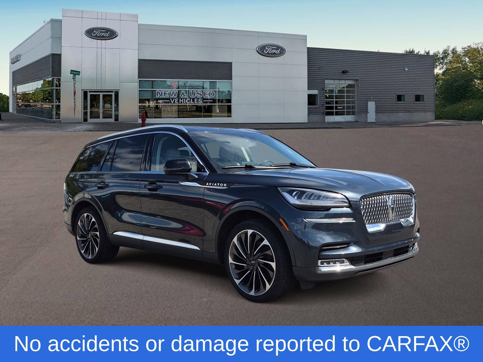 Used 2021 Lincoln Aviator Reserve w/ Equipment Group 201A AWD/4WD image 2