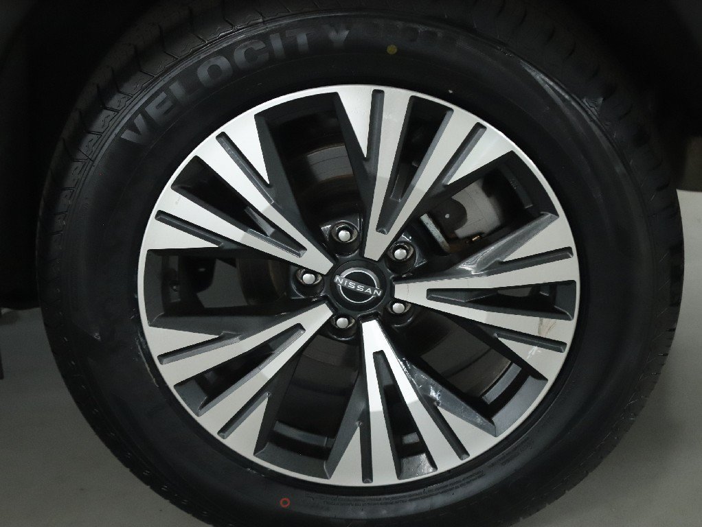 Certified 2023 Nissan Rogue SV w/ SV Premium B Package AWD/4WD image 44
