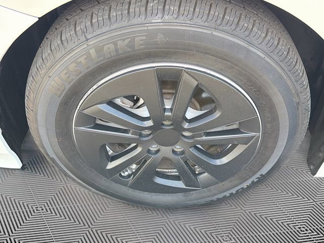 Used 2018 Toyota Prius Two w/ Prius Two Safety Plus Package image 28