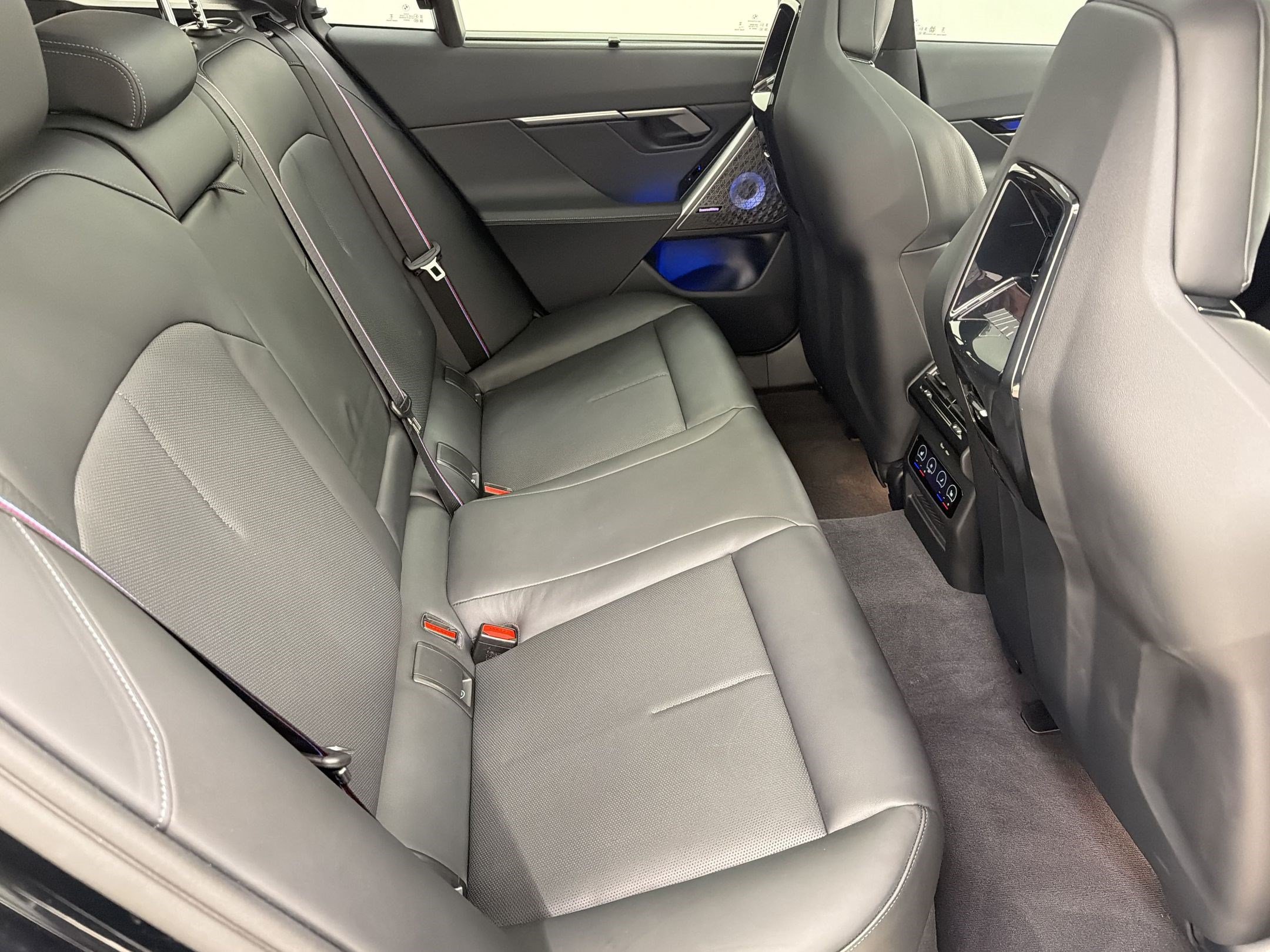 Used 2025 BMW M5 Touring AWD/4WD image 27